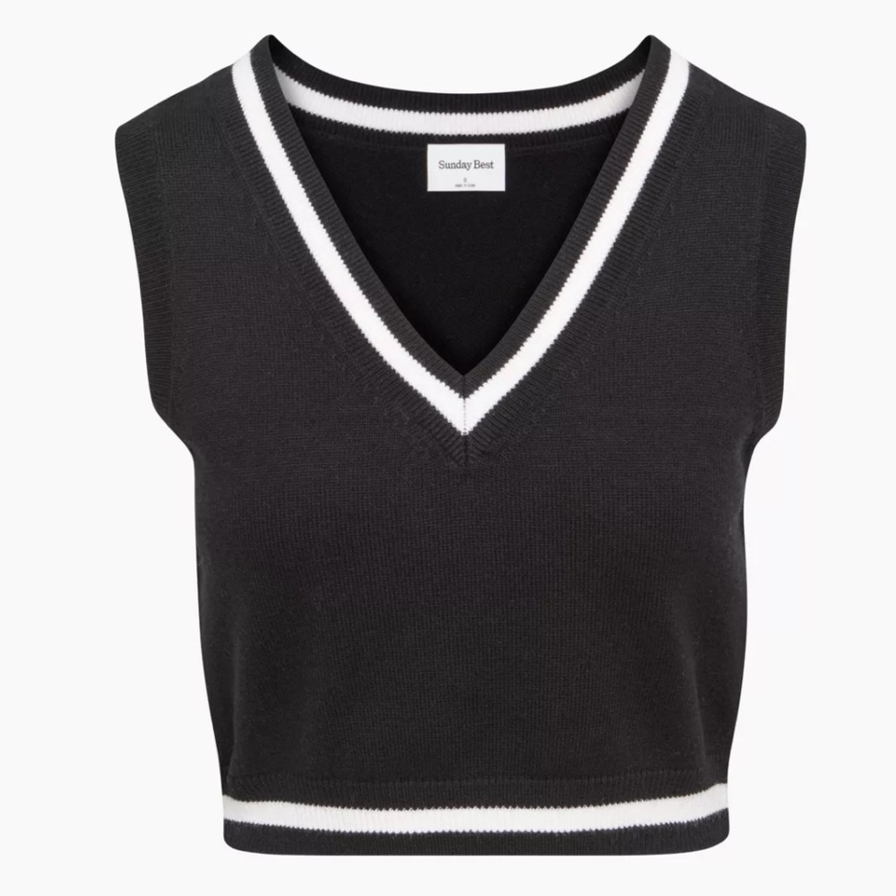 Aritzia Quinn sweater vest